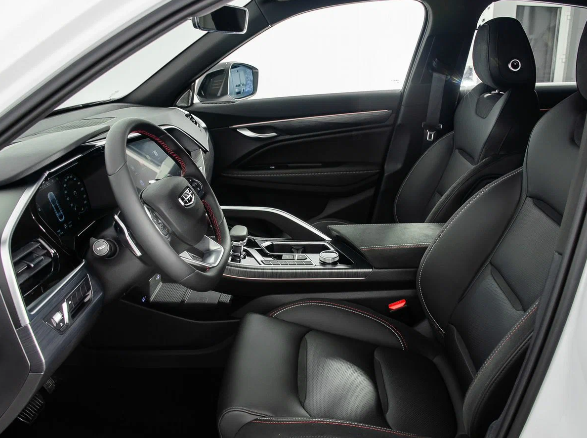 Geely Tugella 2025